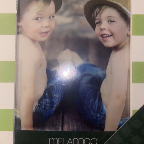 Brand New Canvas With Phot Frame - Picture 3 of 4